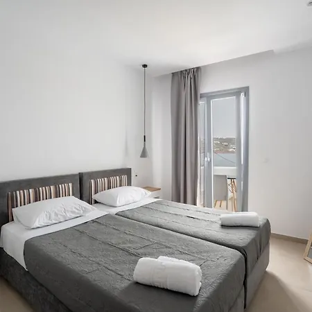 Liana Sunset شقة *