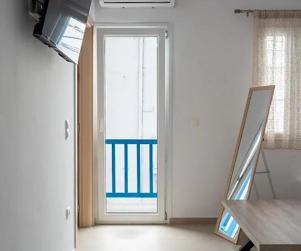 Liana Sunset Apartment *