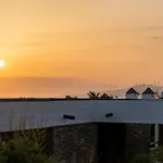Liana Sunset